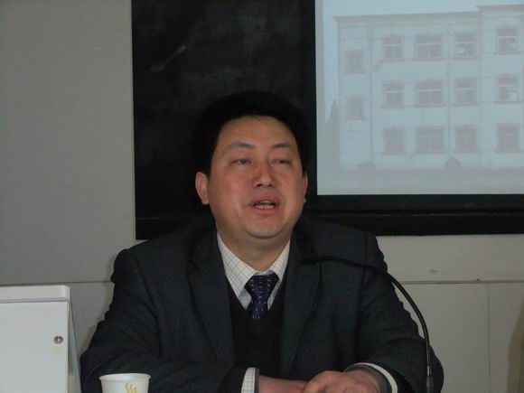 区政治理事会会长王宜林同志点评观摩课并作指导性发言